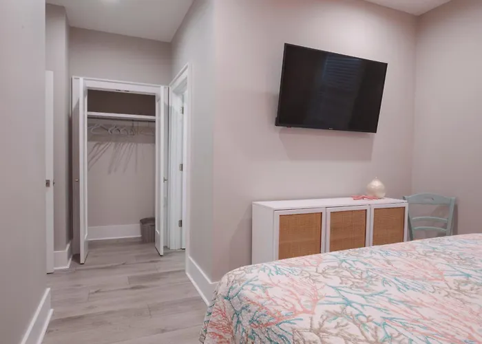 Holiday home Saltwater Pearl At Pelican Place - Heated Pool & Gulf Views, Across Street Gulf Shores