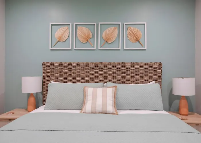 Saltwater Pearl At Pelican Place - Heated Pool & Gulf Views, Across Street Holiday home
